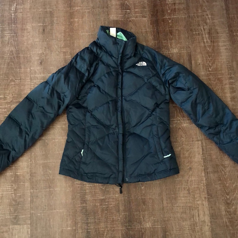 Womens Northface Puffer - size small